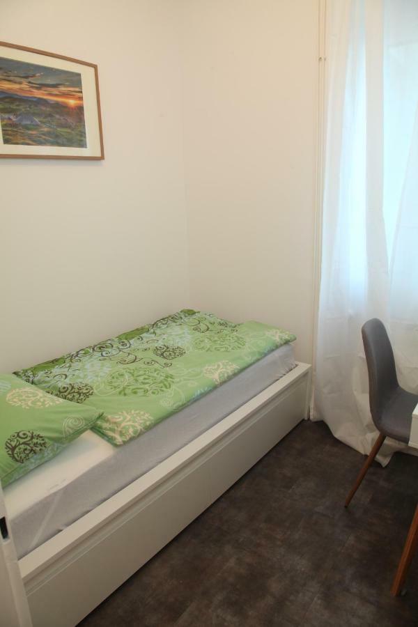 Hotel Writer'S Place Lubiana Esterno foto