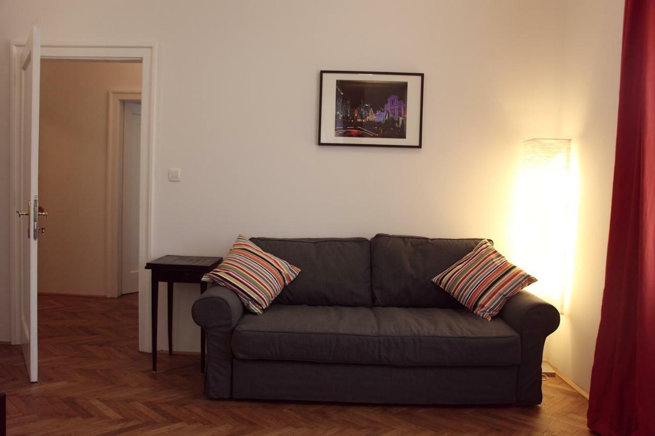 Hotel Writer'S Place Lubiana Esterno foto